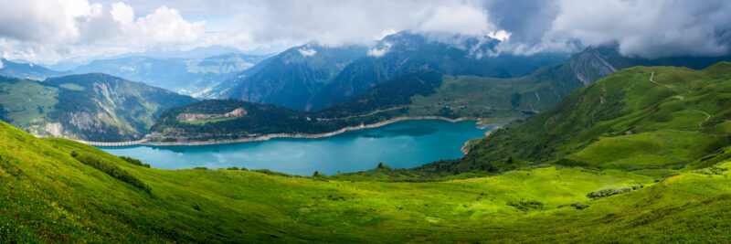 Panorama sur le lac de Roselend