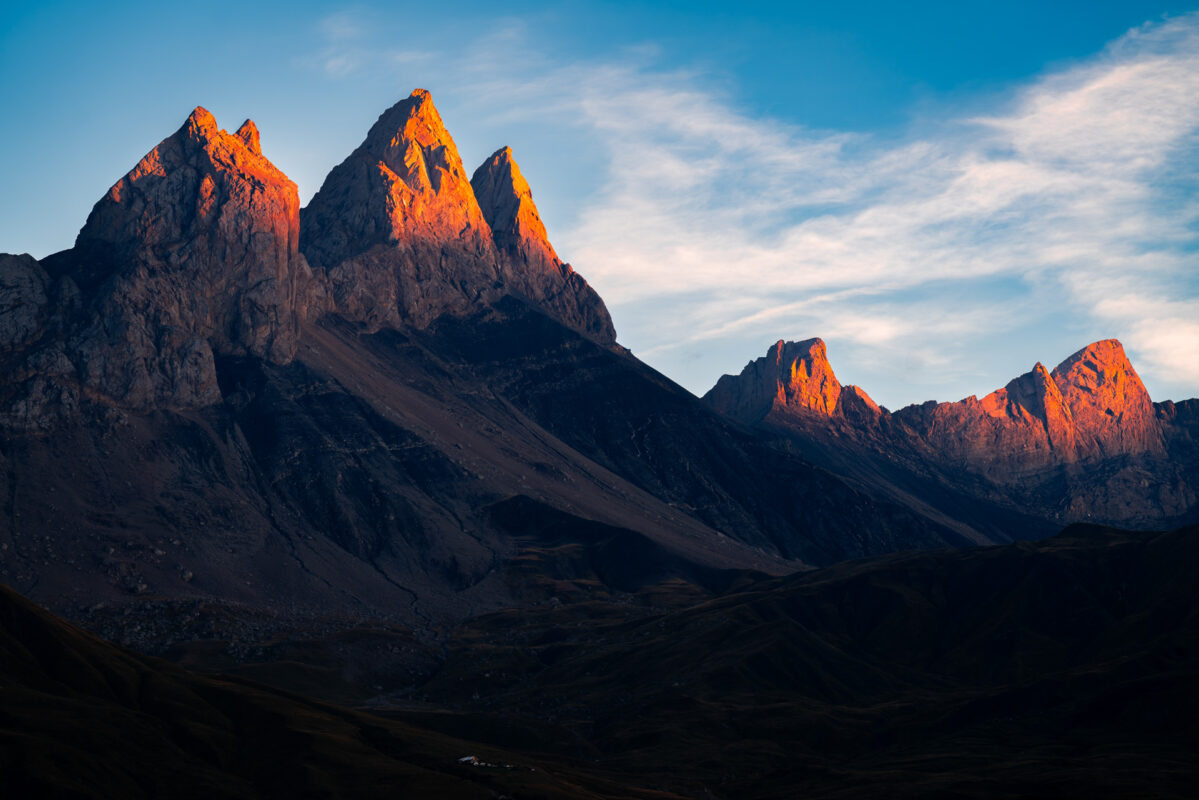 Aiguilles d'Arves et Saussaz au coucher, cadrage 3/2